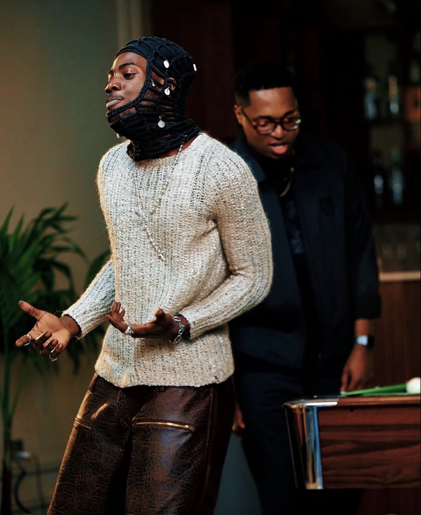 doc_manuell's tweet image. Let’s settle this 

Alor G                           Or           Arathejay