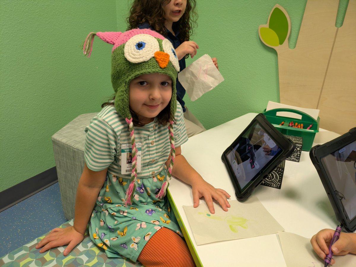 librarian_le20's tweet image. It&apos;s Dino-vember! Ss used @mergeedu cubes to meet some of their favorite dinosaurs and explore the differences between dinos that lived in the air, sea, and land. 🦖
@KinkeadeECS @IrvingLibraries