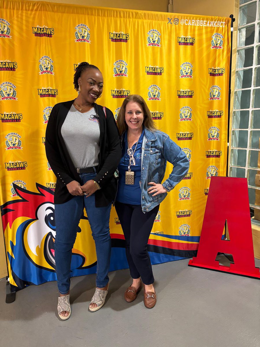 MDCPSSci's tweet image. A big THANK YOU 🙏 from our family to our Administrators representing our beautiful @MDCPS. 

We could not do this without you. ❤️

#YourBestChoiceMDCPS 

@AileenVega123 @WendyForteza @DaneMDCPS @NestorEMarcia @MDCPSSTEAM @AcademicsMDCPS @alexsantoyo75