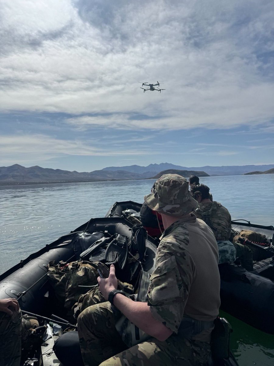 SkydioHQ's tweet image. X10D systems are headed to @usairforce Tactical Air Control Party (TACP) and Explosive Ordnance Disposal (EOD) units. 🇺🇸 
skydio.com/blog/USAF-Awar…