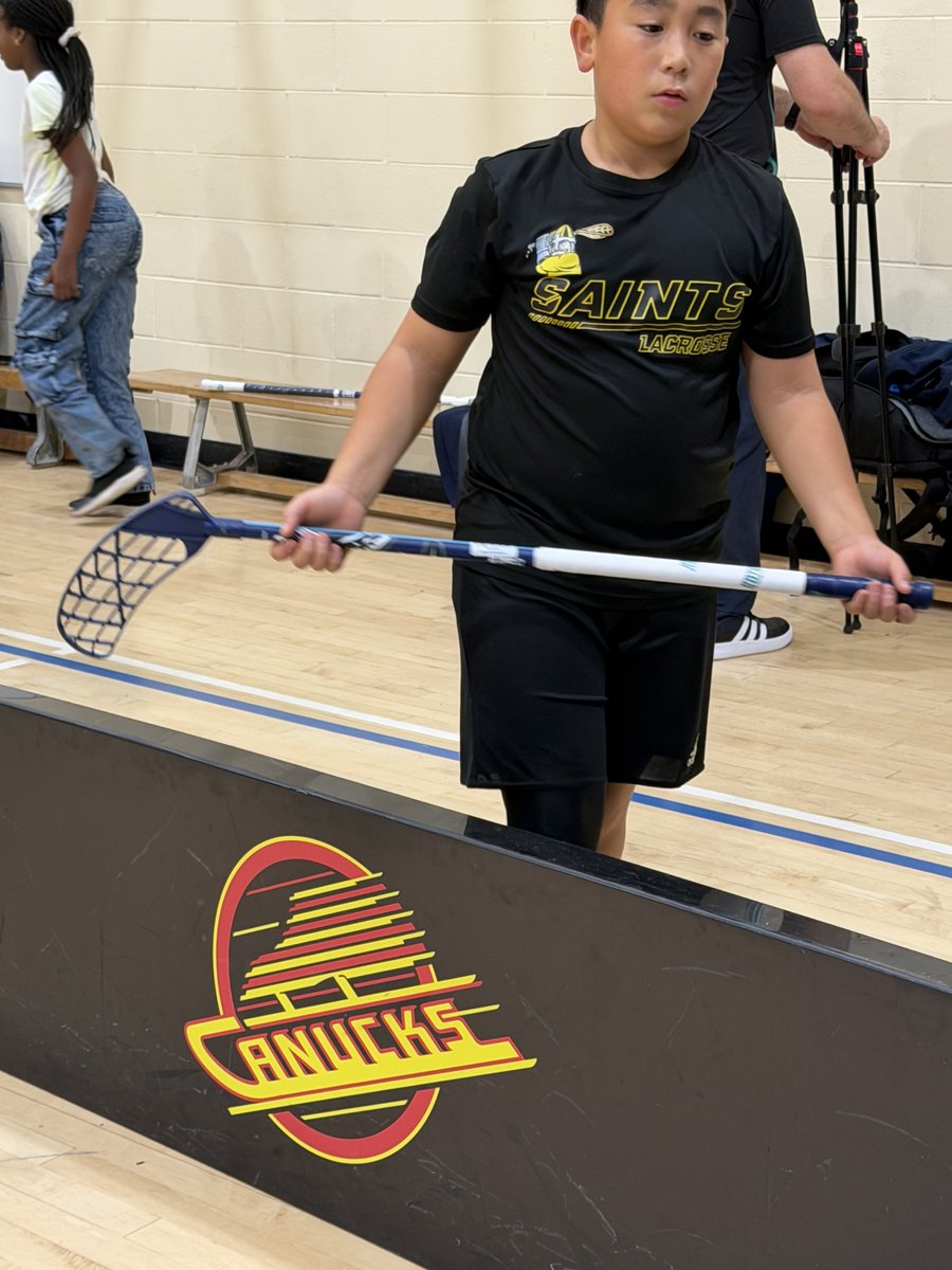 HKYBALLbrand's tweet photo. Fall means Junior Canucks Floor Hockey deliveries to hundreds of BC Schools!  Let's Play!  #jrcanucksfloorhockey #bcschools  @Canucks @Canucksforkids @SportForLife_ https://t.co/sO2TAeWXcU