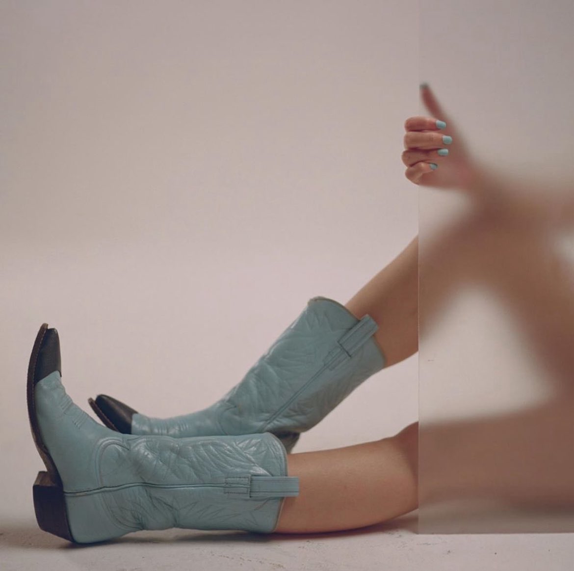 On this day 6 years ago, November 13th 2019, Halsey post before the Country Music Awards.