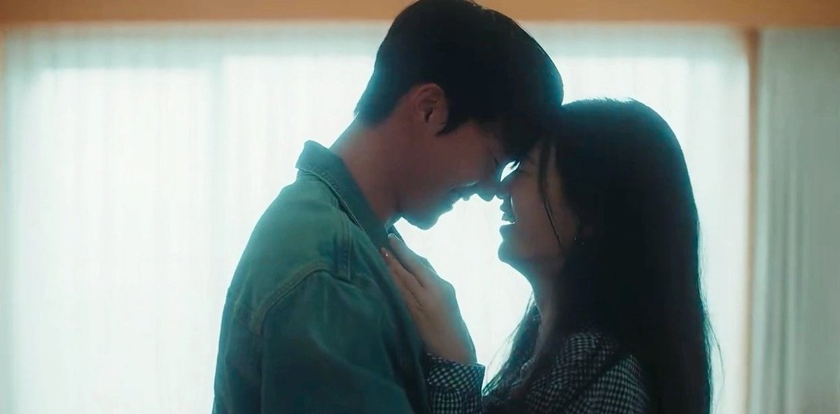 qué MOMENTOOO, fueron la definición de dinamita pura eh 🔥  me encantó todo aquí, qué bien lograda estas escenas, me tuvieron gritando, que la historia de amor y los besos en este drama le sigan haciendo honor a su nombre por favor 😌💋 encantada

#DynamiteKiss
#DynamiteKissEp2