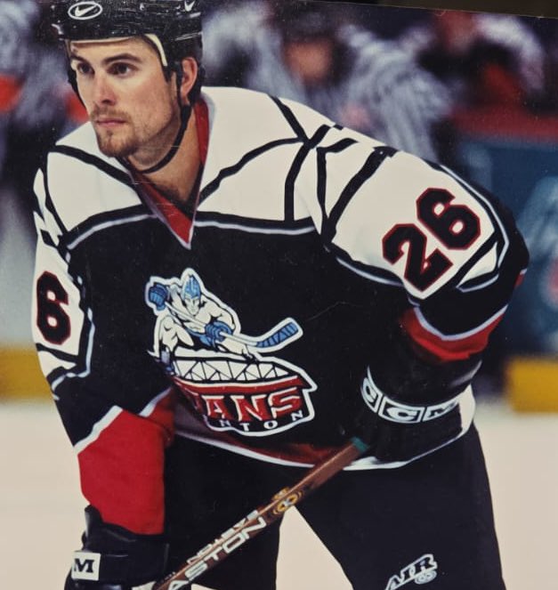 BELTER BACK IN <a href="/TheNotekeu/">The Notekeu Hockey League</a>!! 🏒⛽️👴🏻

We’ve just learned <a href="/MondayNooner/">Monday Nooner</a> host and 48 year-old retired semi-pro player Shane Belter will suit up for the Hodgeville Huskies tomorrow in Gravelbourg. 

Belters last #SeniorHockey game was with the Huskies back in 2003. 😬 

“Unless I