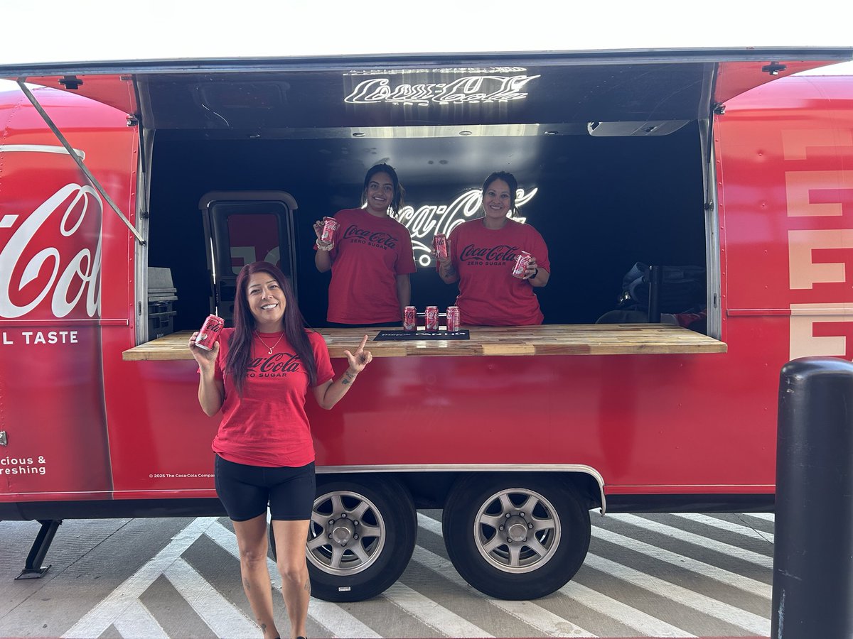 Mix 100.3 tweet media