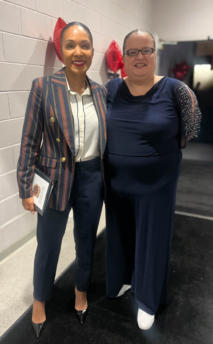 NYPD1stDep's tweet image. Today, we joined students at the High School for Law Enforcement and Public Safety with Superintendent Dr. Van-Ess, Community Affairs, and Youth Strategies, highlighting service, leadership, and pathways to careers in public safety.