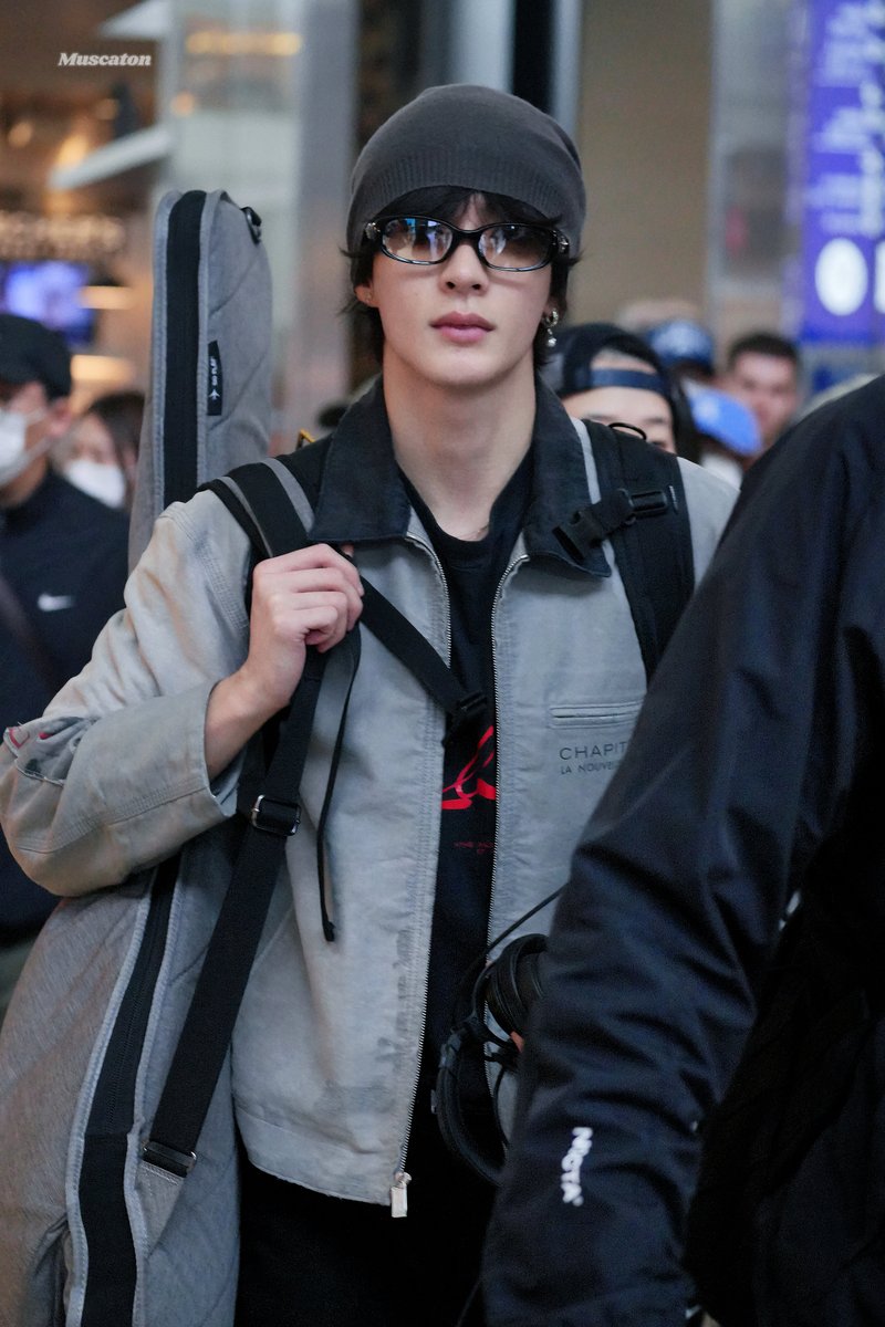 Muscaton tweet media