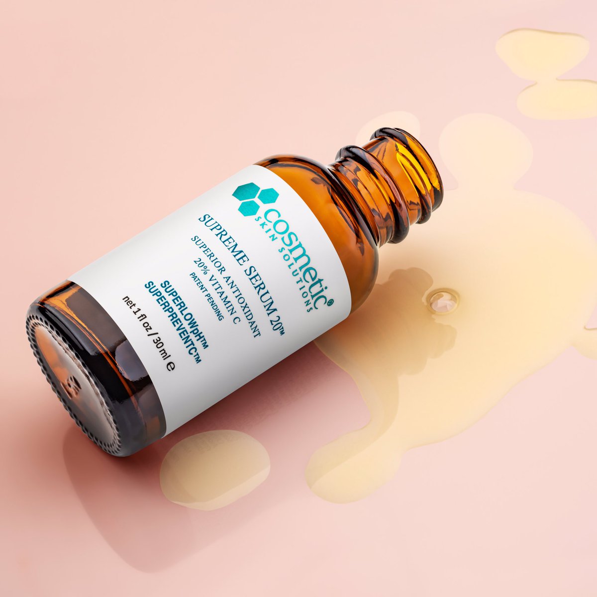 CSS_ScienceLab's tweet image. Potent science, radiant results.

Infused with 20% Vitamin C, Asiatic Acid, and Glutathione.

Our Supreme Serum 20 helps restore clarity, smoothness, and glow.

#CosmeticSkinSolutions #CSS #SkinGoals
