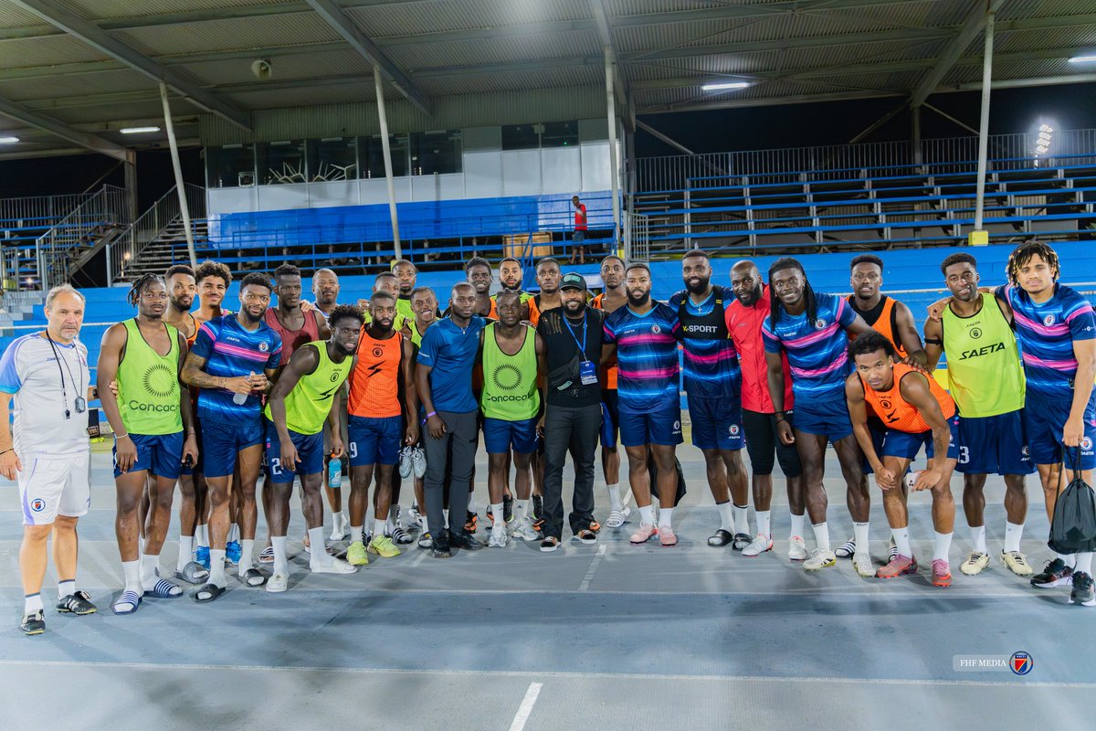 Roody RoodBoy avèk mesye seleksyon nasyonal yo😍🇭🇹🔥🔥👏🏿📸