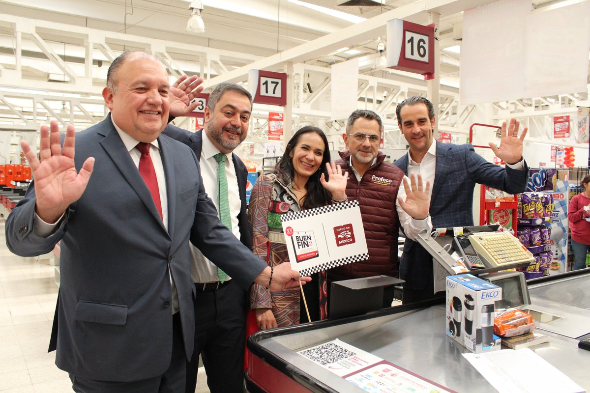 TUSUPERISSSTE's tweet image. Dimos inicio al #BuenFinSUPERISSSTE con el banderazo de salida, el corte de listón del Bazar Navideño #EMPRENDISSSTE y la celebración del 49° aniversario de la Tienda #SUPERISSSTE Villa Coapa. 🎉

Nos acompañaron la Directora de Tiendas #SUPERISSSTE, @DuniaLudlow; el…