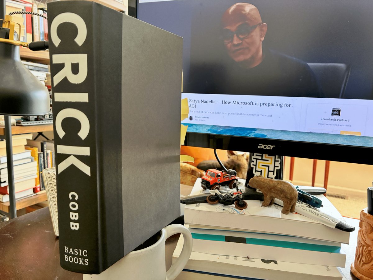 NikoMcCarty's tweet image. I&apos;ve been reading @matthewcobb&apos;s new biography on Francis Crick. It contains many surprises, especially regarding the solving of DNA&apos;s structure.

I finished reading through 1953. Here my notes so far:

1. Photograph 51 was not taken by Rosalind Franklin. It was taken by Raymond…