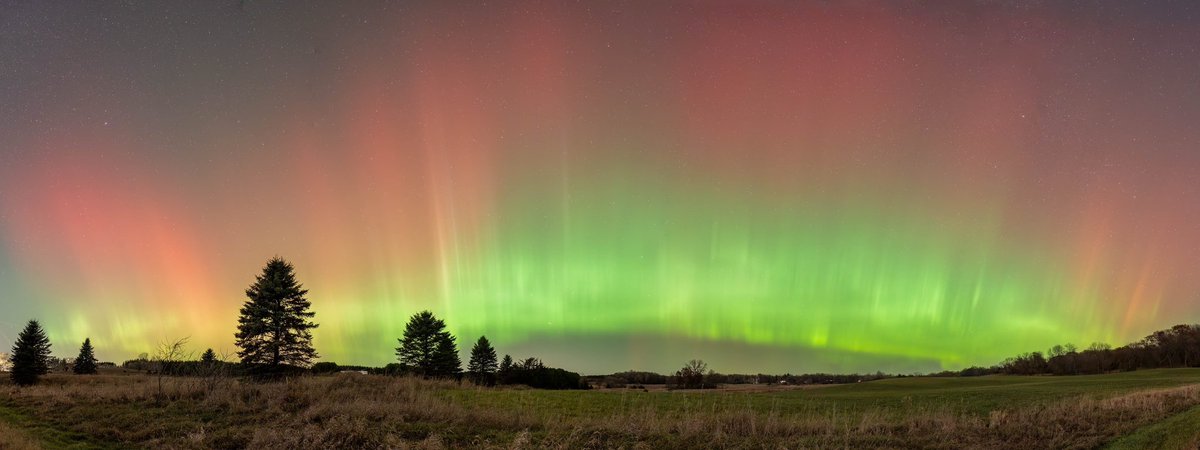 12-shot pano during the first substorm on Wednesday evening near Scandia, MN.