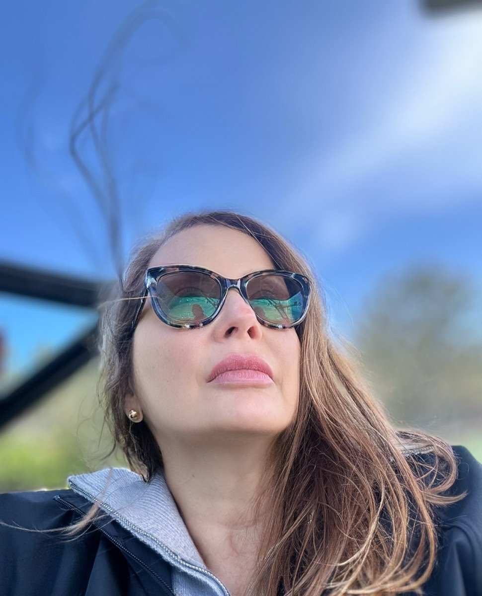 La amistad y la gratitud por todo lo vivido no deberían convertirse en una exigencia de uniformidad, ni en un silencio impuesto, ni quitar la legitimidad de opinar. No funciona así. Hay señales que valen la pena escuchar, claro, solo si se tiene verdadera voluntad de enmienda.