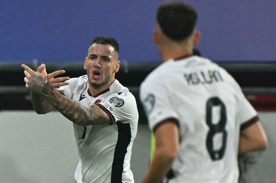 admirim's tweet image. Albania secures the World Cup qualifier playoffs and eliminates Serbia. 🇦🇱