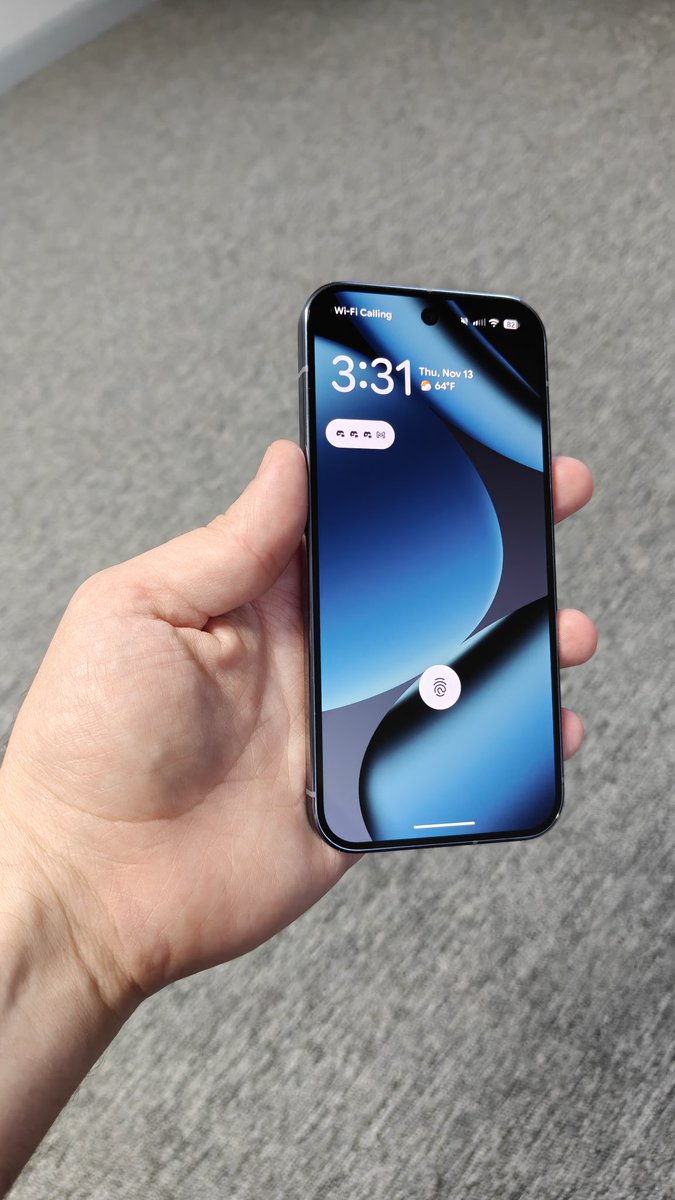 DigestAndroid's tweet image. Fire Sale 🔥 Google Pixel 10 Pro 128GB Moonstone $629 - Fantastic Condition. Only 2 weeks old (had to use a Google credit). Comes with original box and unused charger cable (not pictured). DM me. Paypal f&amp;amp;f US only