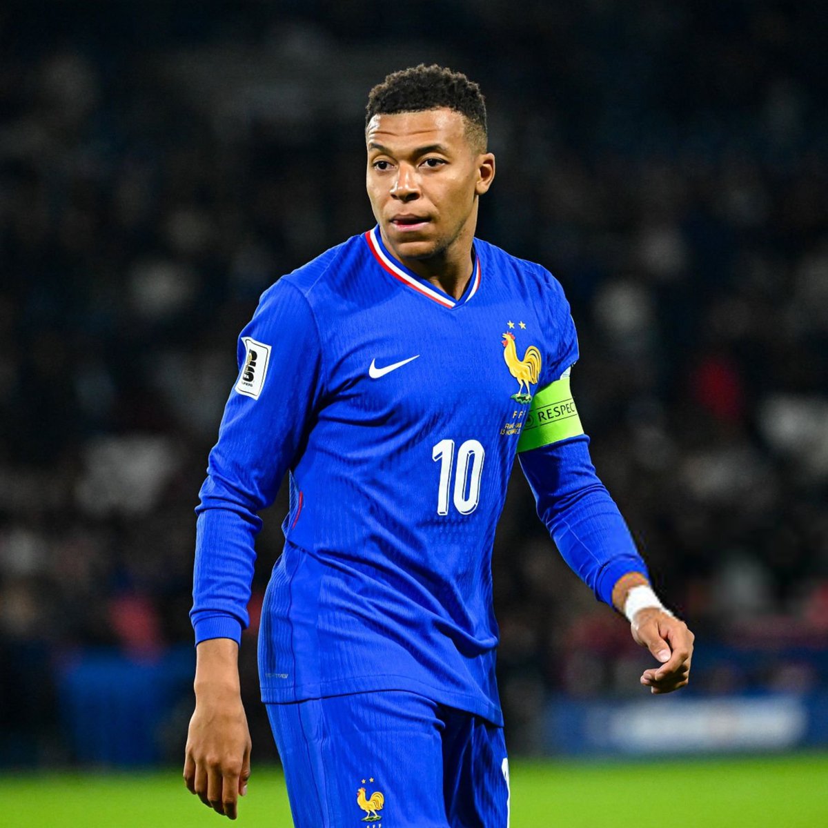 🚨🚨 𝗞𝗬𝗟𝗜𝗔𝗡 𝗠𝗕𝗔𝗣𝗣𝗘́ 𝗩𝗜𝗘𝗡𝗧 𝗗’𝗜𝗡𝗦𝗖𝗥𝗜𝗥𝗘 𝗦𝗢𝗡 4⃣0⃣0⃣ 𝗕𝗨𝗧 𝗘𝗡 𝗖𝗔𝗥𝗥𝗜𝗘̀𝗥𝗘 !!! ⚽️