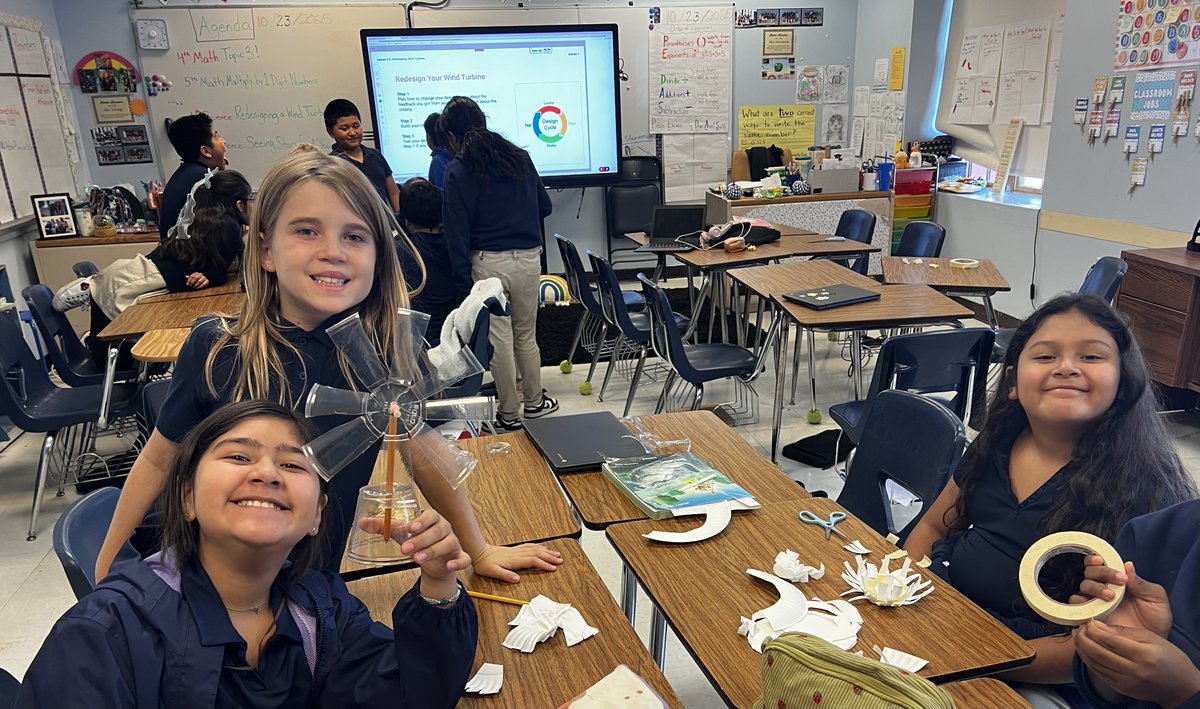 rbcsnj's tweet image. Turning wind into wonder —  4th grade is learning how energy powers the world! 🔋🌬️ #RBCS #RedBank #CharterSchool #BlueStorm #TakingTheWorldByStorm