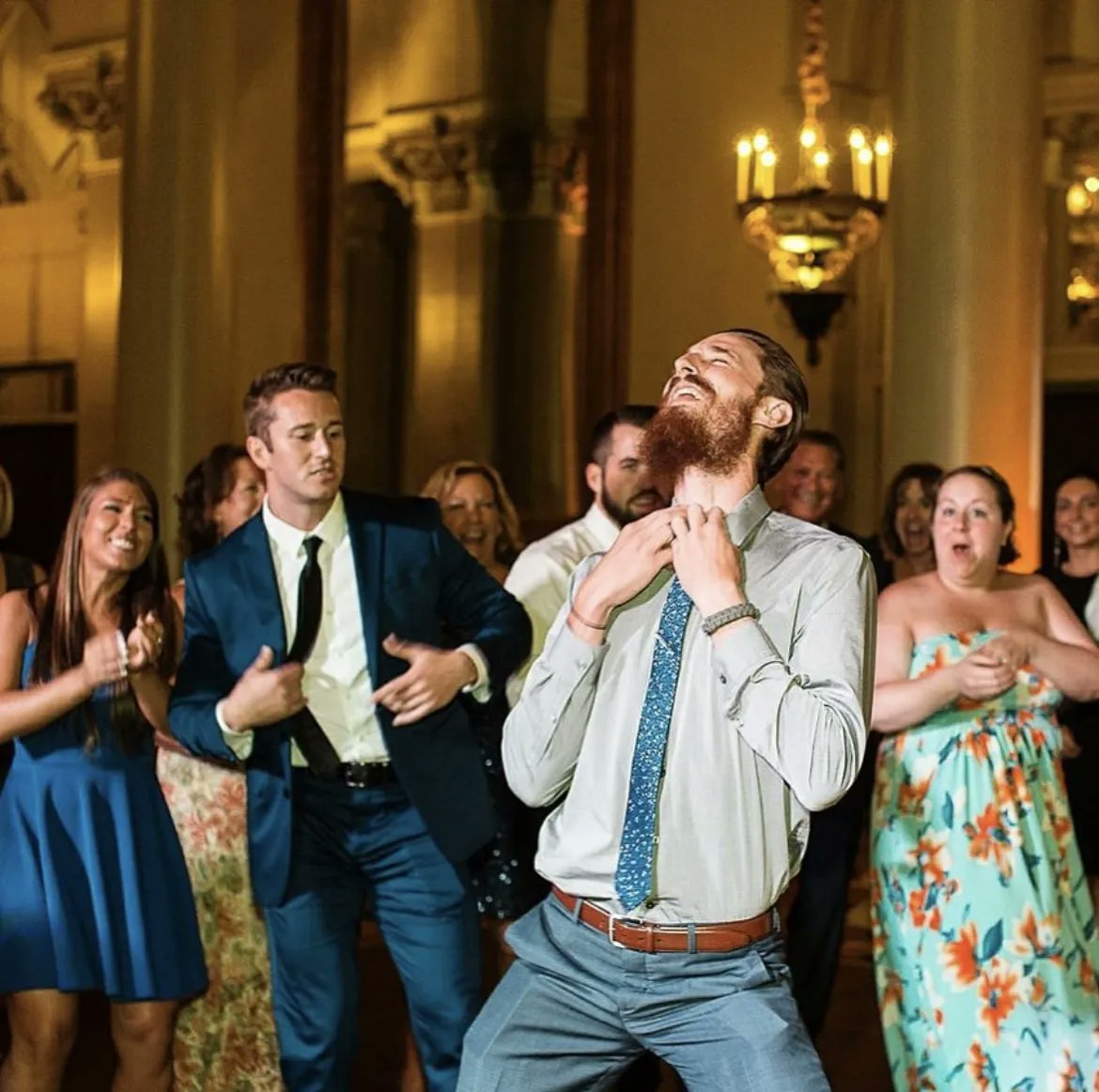 WMFteam's tweet image. What to Do If Your Guests Don’t Dance at Your Reception

weddingmeetsfashion.com/2025/11/13/how…