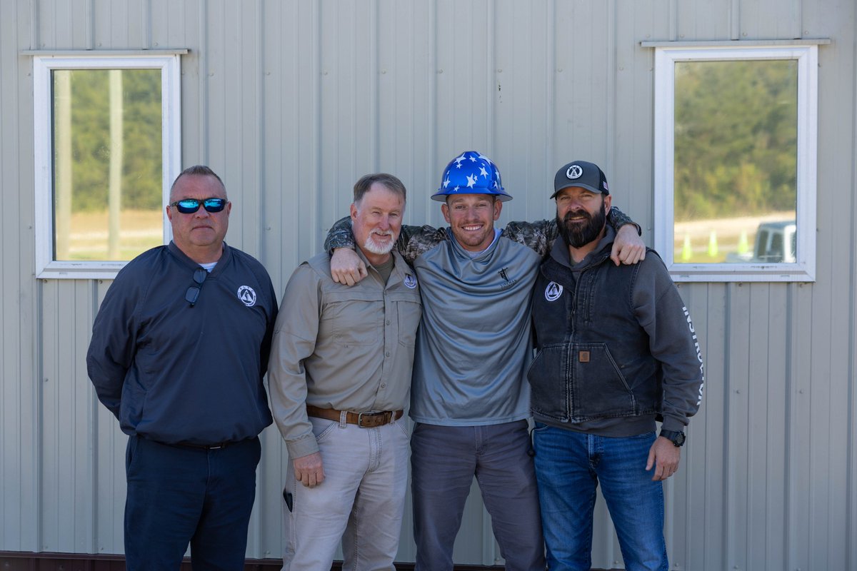 We were honored to recognize Timothy Rankin of CLP 53, a Marine veteran. As a token of our appreciation, he was presented with a Stars and Stripes hardhat. Thank you for your service!