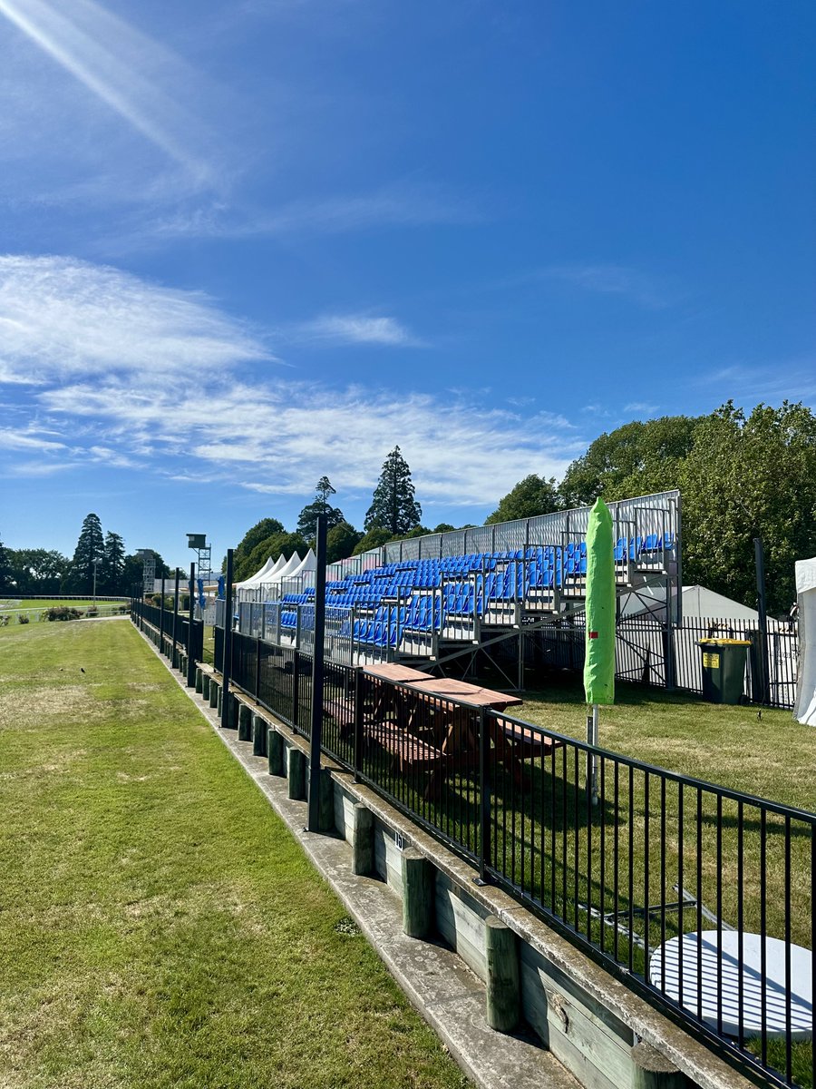 After 27mm rain yesterday Friday dawns beautifully fine in Christchurch. Last bits of infrastructure going up at Riccarton Park for Martin Collins NZ Cup Day. Two hugely successful days so far. Friday morning going Heavy8, Slow in past terms, 3.9 penetrometer, 45% moisture read.