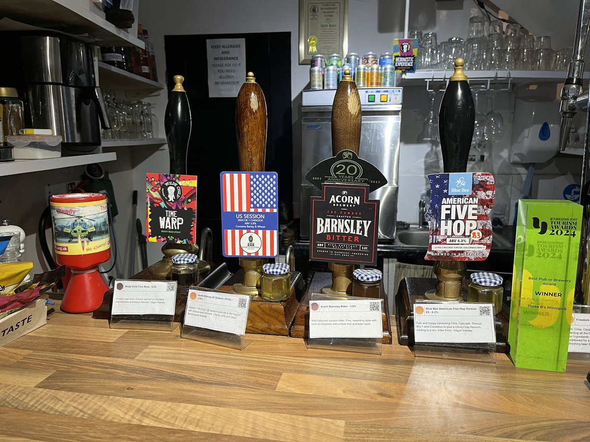 🎯 A momentous evening in <a href="/ThreeBsPubBrid/">Three Bs Micropub Bridlington</a>! I finally beat my father-in-law at darts. And (to pardon the very intentional pun) the beer hit the spot too! 🍺 #RealAle #CAMRA