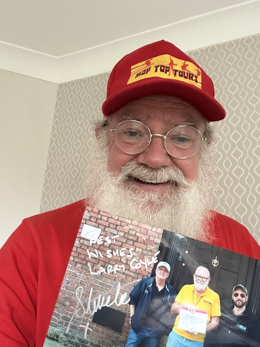 Mop Top Tours tweet media