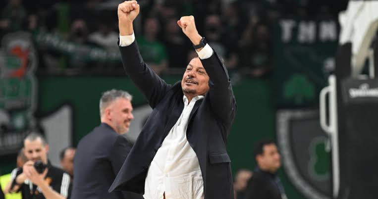 🚨Μια αμφιλεγόμενη και με πολλά ερωτηματικά διάβολοβδομάδα που θα μπορούσε εύκολα να λήξει με 0/2 για το Παναθηναϊκό... Απόψε τελειώνει θριαμβευτικά με 2/2❗
 
Η κριτική... Κριτική, αλλά η επιτυχία της εβδομάδας έχει ονοματεπώνυμο 👇🏻☘️

#paobcgr #paobc