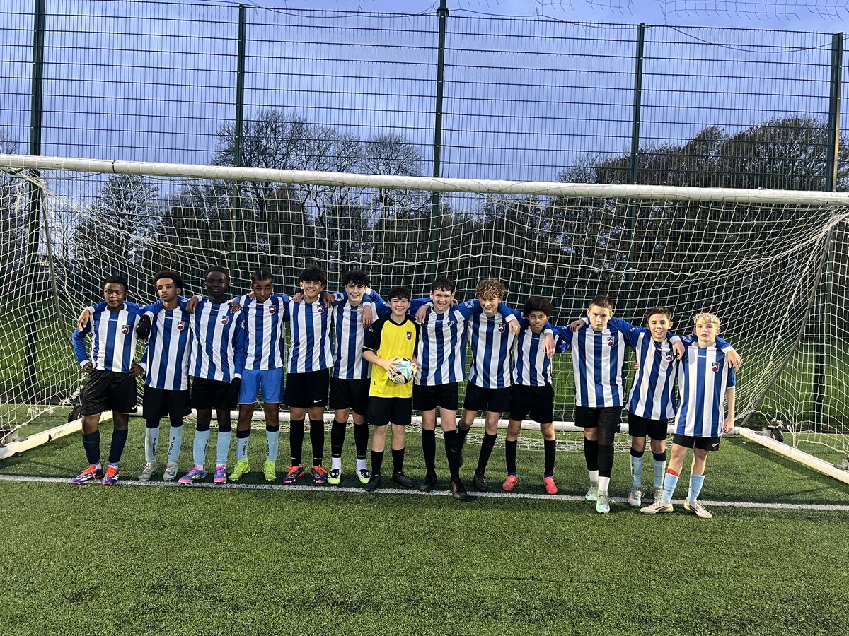 StJoesRCpe's tweet image. Hard lines to our Year 9’s yesterday who battled well but narrowly missed out on a 1-0 defeat to John Frost. An excellent performance, massively improving every game. Da Iawn all!👏⚽️#StJoesfamily