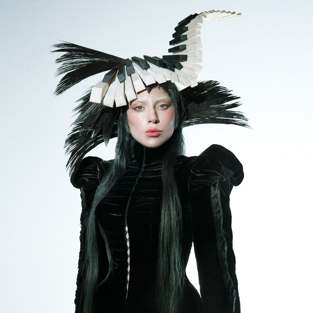 LadyGagaMonsterBlog tweet media