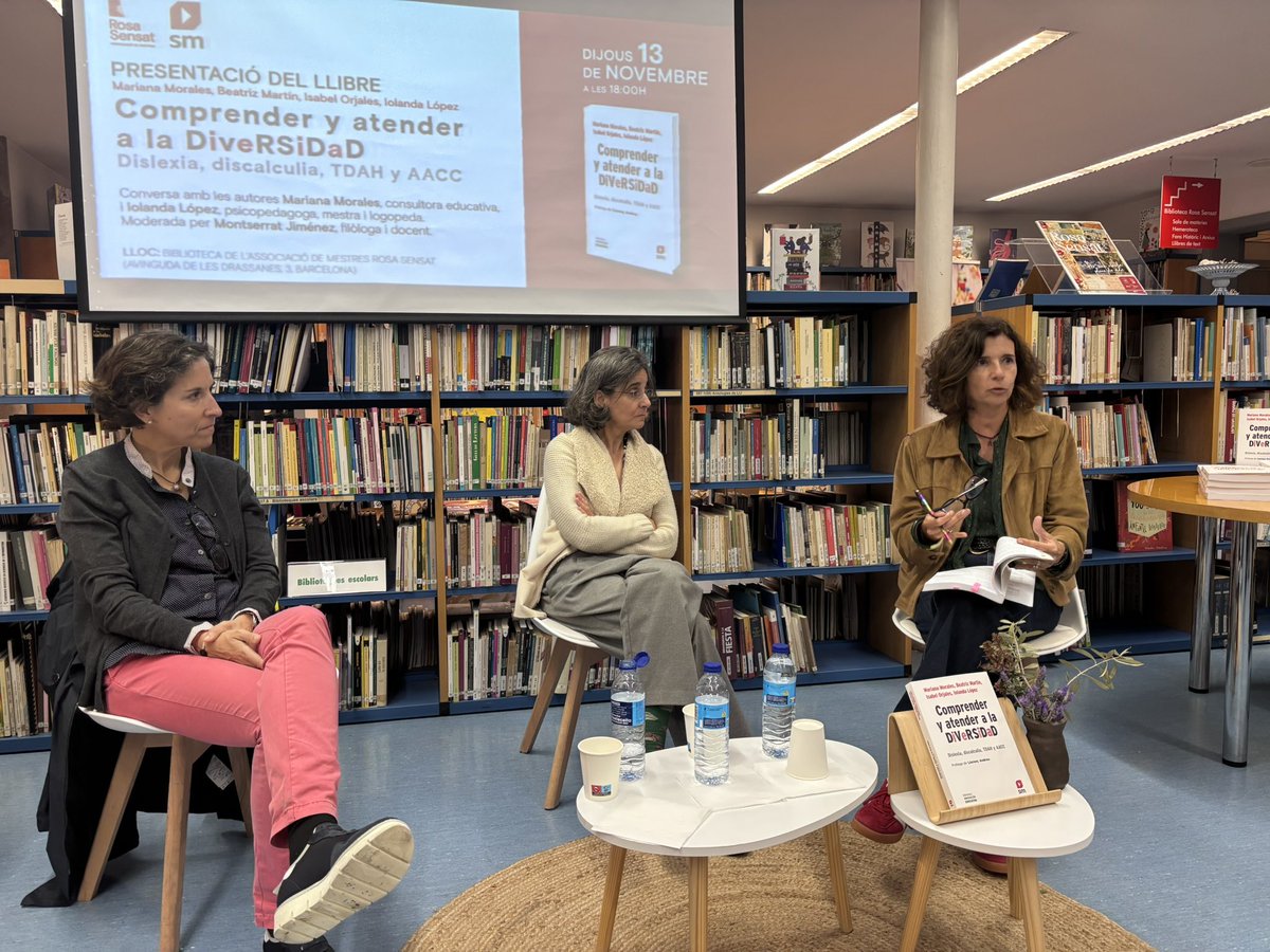 Parlar de la diversitat formulant preguntes que ens qüestionen i ens permeten revisar-nos com a mestres i professors.

Un plaer escoltar a aquestes tres dones.
<a href="/MarianaMorale19/">Mariana Morales Lobo</a> 
<a href="/montserratjimvi/">Montse Jiménez</a> 
<a href="/IolandaLopezIg/">Iolanda López</a> 
Avui , a casa  <a href="/RosaSensat/">Associació de Mestres Rosa Sensat</a>