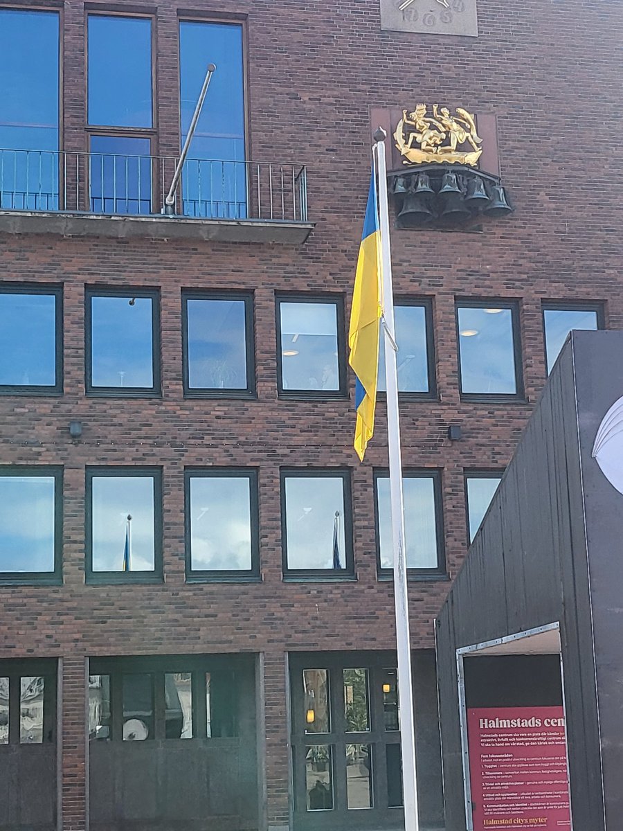 I will always remember a clip of a Ukrainian woman digging up a Ukrainian flag she has hidden from Russians.

City Hall in my Swedish town has flown the Ukrainian flac since 2022.