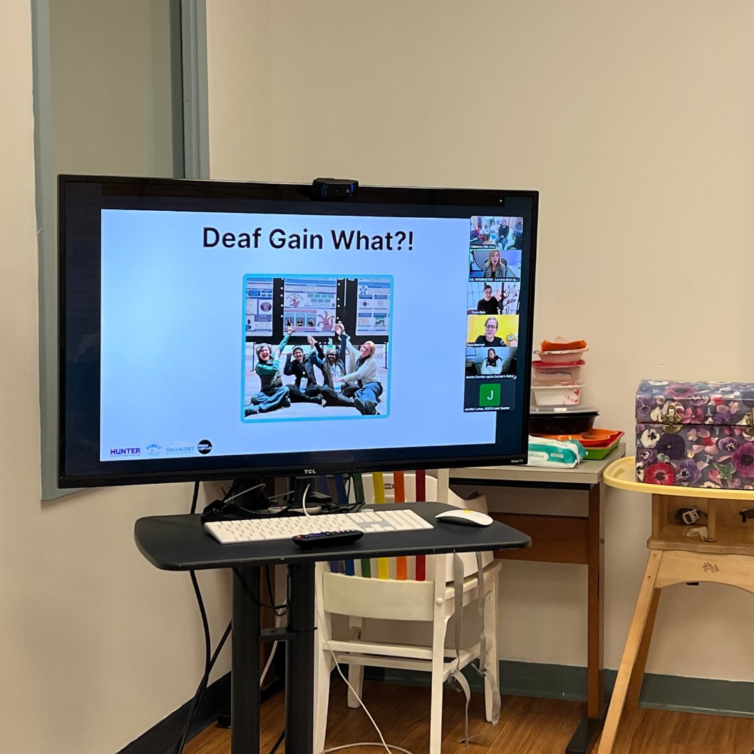 NYSD1817's tweet image. NYSD SEEDS families enjoyed a workshop with Elaine Gale, Professor at Hunter University, exploring Deaf Gain and ASL Storybook apps like VL2 to support early language and literacy development. #ASLEnglish #DeafInfantProgram #ASL #DeafGain #VL2