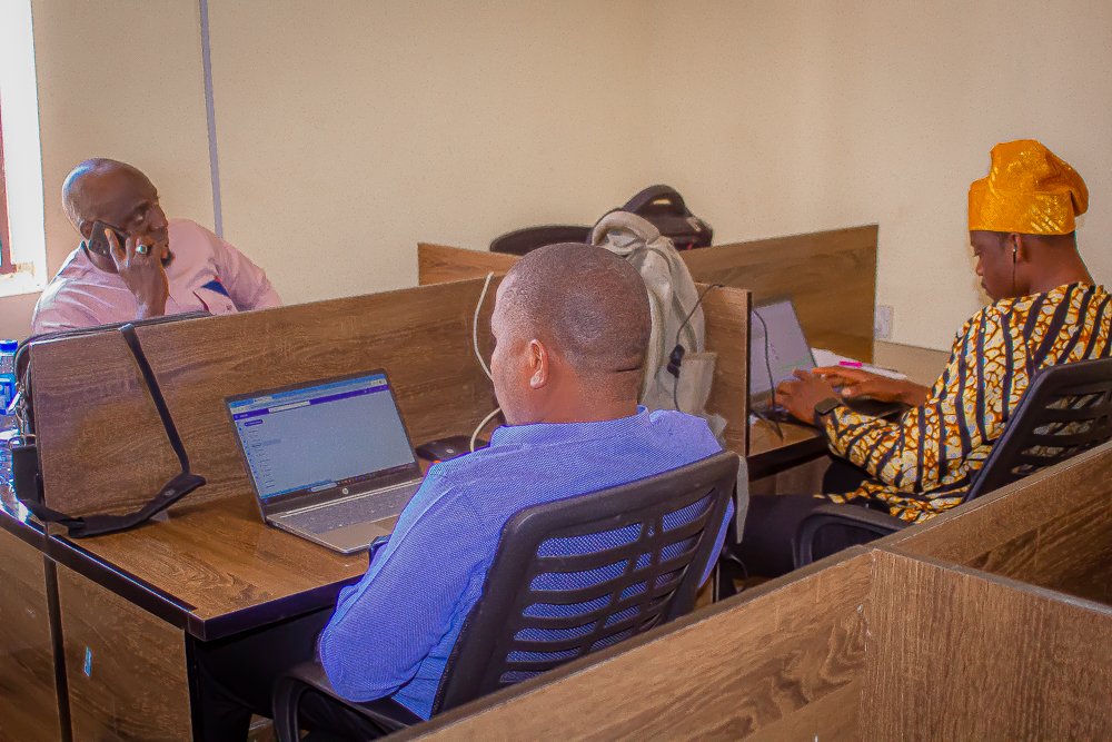 GoGreenGOEHSI's tweet image. #climate resilience, and sustainable development.

@NigeriaSPRiNG | @UKinNigeria | @TetraTech | @FCDOGovUK  
#GoGreen #SPRiNGProject #MonitoringAndEvaluation #OutcomeJournal #CapacityBuilding #ImpactTracking
#CommunityDevelopment #Peacebuilding #ClimateResilience