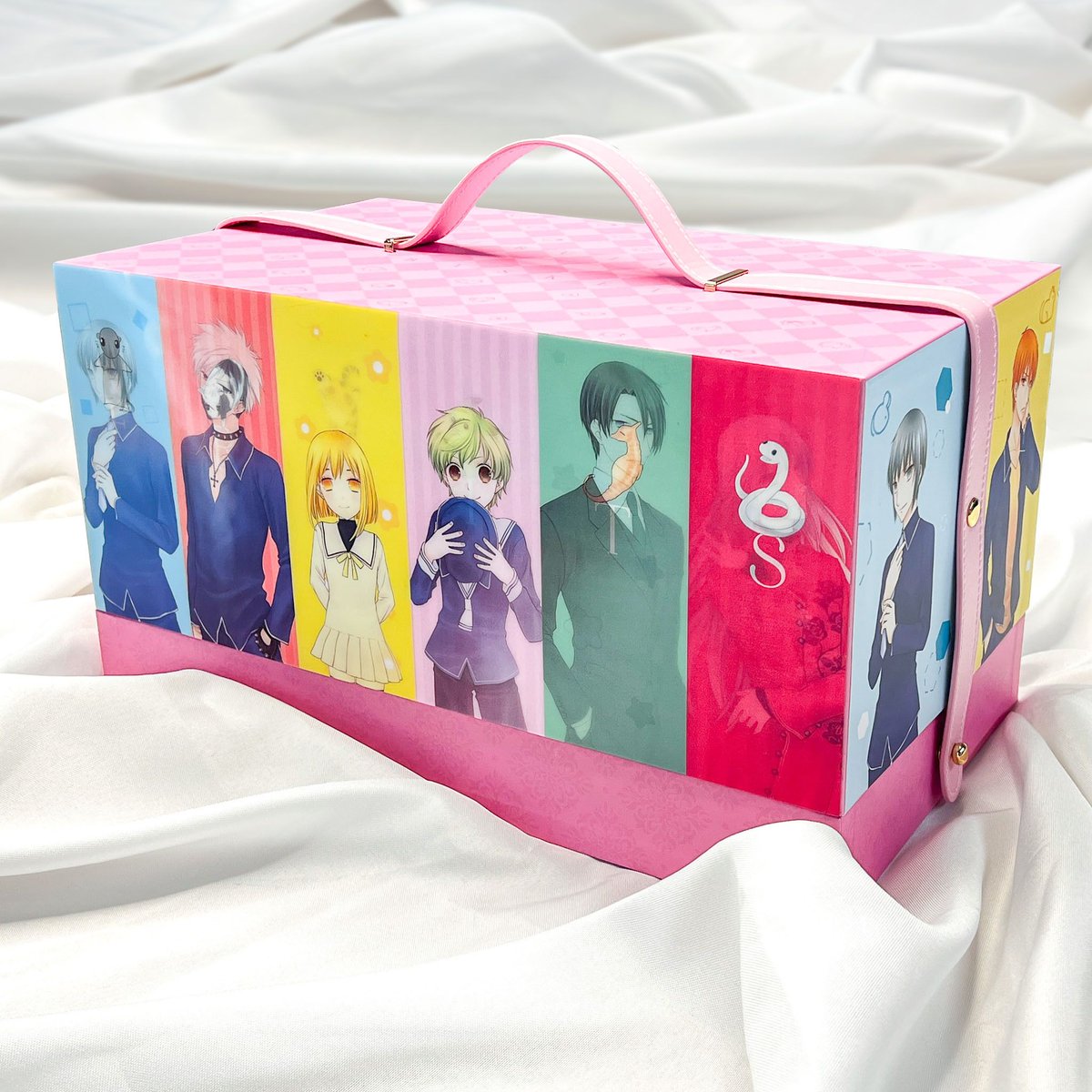 Your favorite shoujo manga is back—with a new look! 💖✨ A must