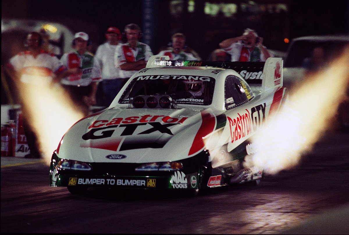 rebilasphoto's tweet image. The greatest driver in @NHRA history John Force officially announced his retirement from drag racing today.  Pretty safe to say that nobody will ever beat his 16 #NHRA world championships. 🐐 

📸 @rebilasphoto