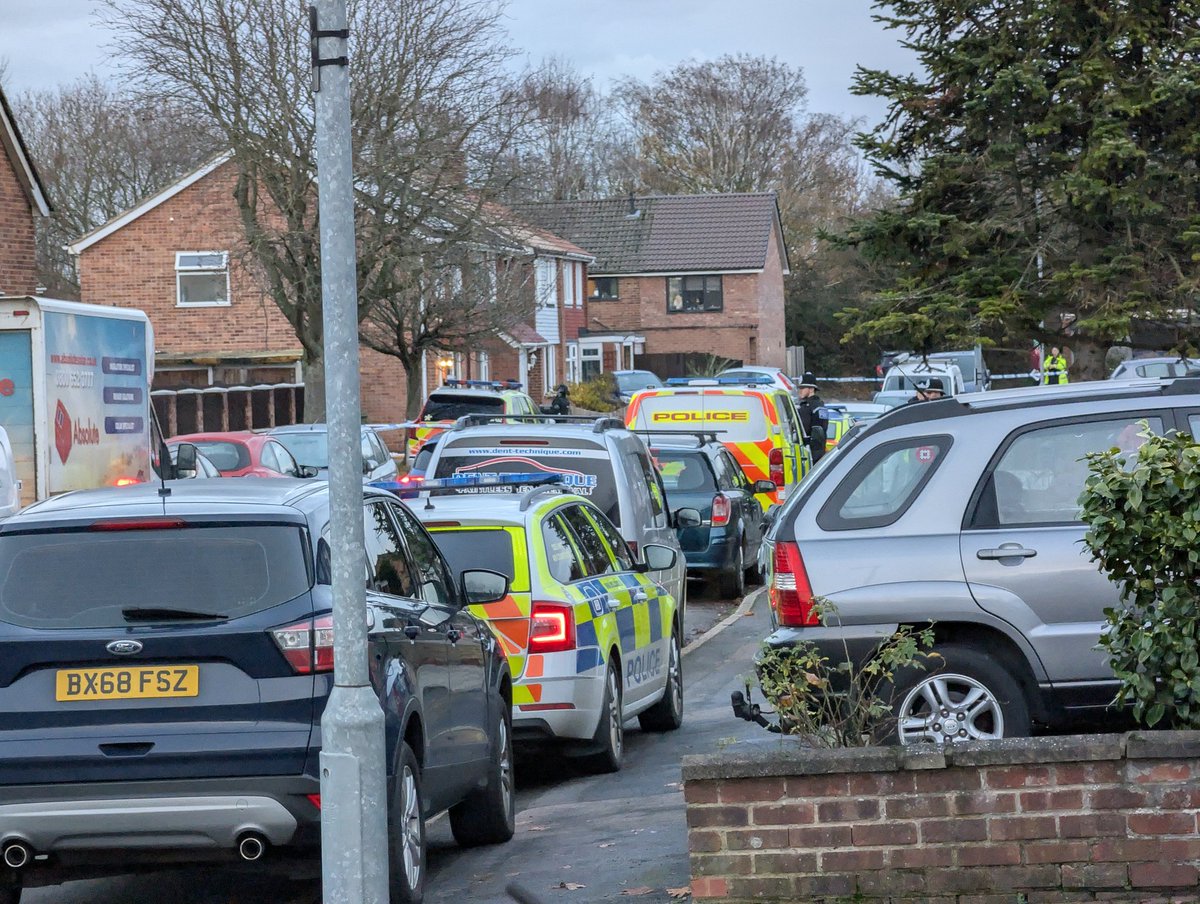 Big police presence in LFE today, firearm discharged, arrests etc and what's on <a href="/leicslive/">LeicestershireLive</a> ? Noel Edmund and his move to New Zealand and the best Xmas sandwiches! And the local news agencies have the cheek to moan about the BBC local news output