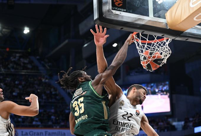 Axe_Sparrow's tweet photo. Τρομοκράτης #paobc https://t.co/JON04CiGje