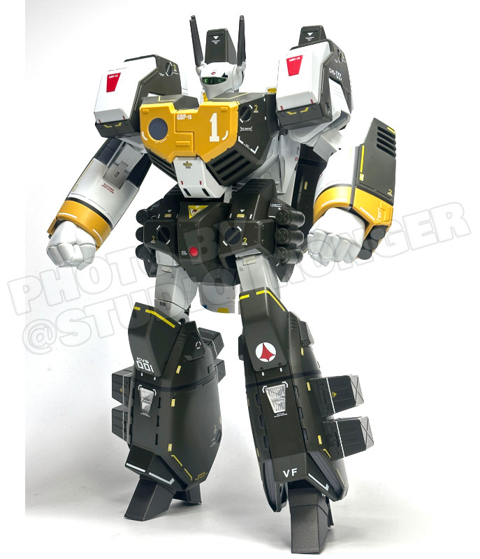 DX超合金 VF-1S アーマードバルキリー（ロイ・フォッカースペシャル