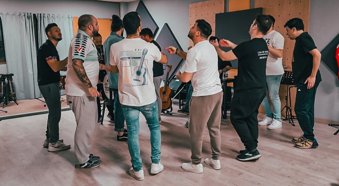 Cozitas en una noche de lluvia😏