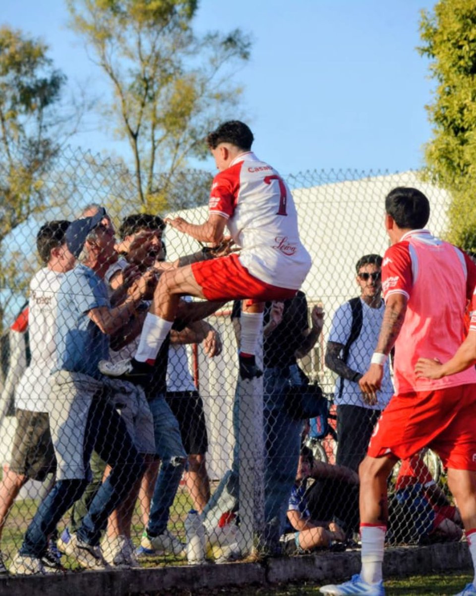CAHuracan's tweet image. &quot;Somos un equipo que está muy bien mentalmente, merecíamos seguir, ahora vamos por mucho más&quot; 😎

✍🏼 Facundo Kalinger, autor de dos goles en la victoria 3-1 de la Reserva vs. Independiente.

#VamosGlobo 🎈
#HuracánYNadaMás
#VamosLosPibes