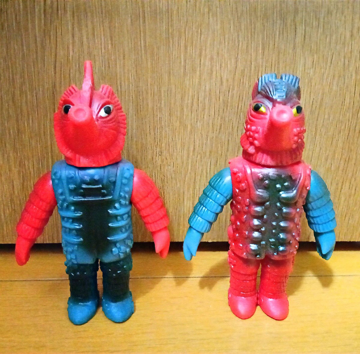 ぶたのはな ソフト焼き玩具 ミステラー星人（善）＆（悪）2種セット