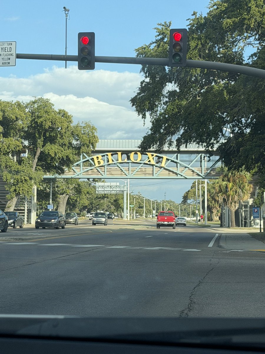 unclegarytrucks's tweet image. not #trying to brag but

trucking has afforded me a wonderful lifestyle &amp;amp; im going to be spending that in a #long weekend in my 4th favorite city in the US, Biloxi MS

Great place with world #class resorts &amp;amp; hot women