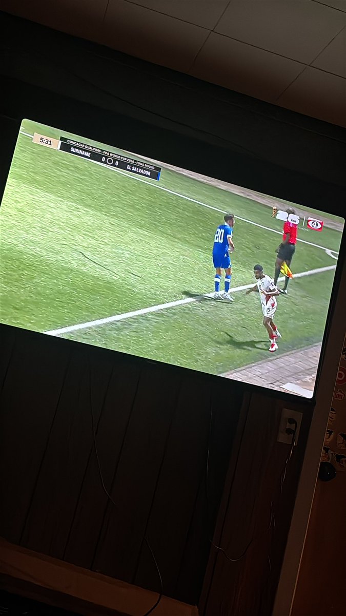 Ganen empaten o pierdan yo de este barco llamado <a href="/LaSelecta_SLV/">La Selecta</a>  no me bajo ya que siempre tengo mi fe puesta  en mi  querido pulgarcito se América  💙🤍