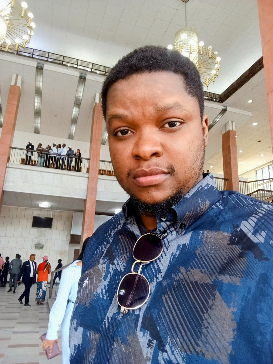 jacksonmukunda's tweet image. Témoin privilégié même après 23h00, comme ce fut le cas avec Mwalimu.

Bilan:
Zéro blocage depuis le début de cette saga,
zéro insulte,
zéro réponse méchante aux provocations.

Bref, acteur de l'unité!