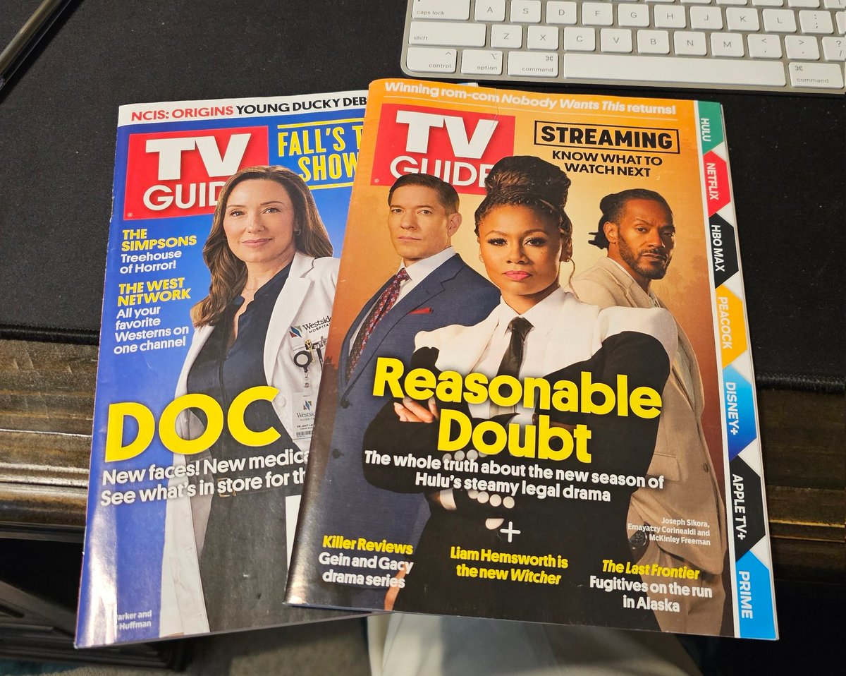 lax2dfw's tweet image. So my neighbor is getting TV Guides! When did they start sending out TV Guides again? #tvguide