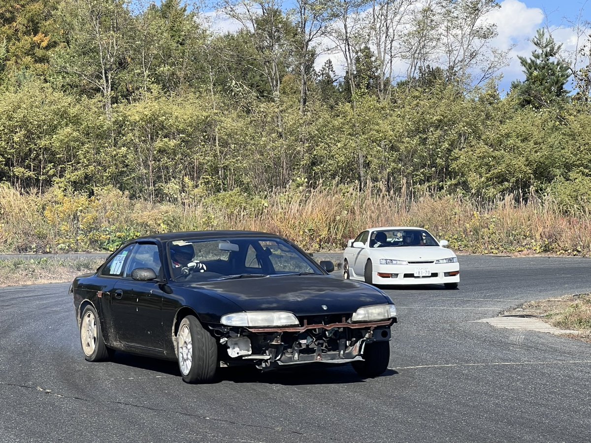 azbycxdte's tweet photo. #いい14の日
 #日産
7年目の今年は結婚式したり走ったり
最高の車 https://t.co/JxYoy6L3qw