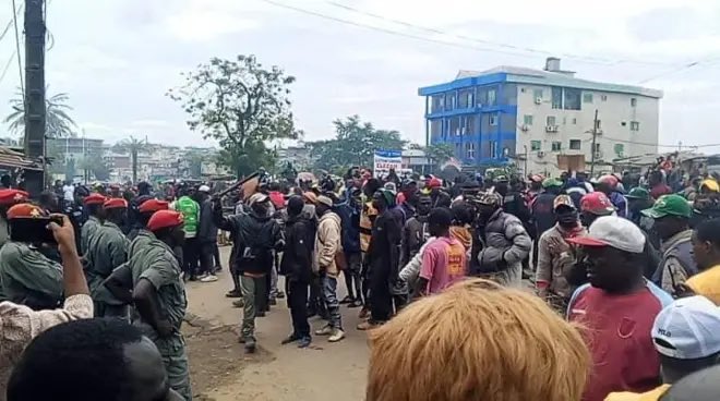 UpcManidem's tweet image. 🟢🔴🟡 Crise post-électorale 

Liberation de 24 détenus de la prison principale de Dschang arrêtés à Santchou et placés en garde à vue administrative. 
Ils ont été libérés ce jeudi 13 novembre 2025 en présence du préfet de la Menoua.

#LiberezLesPrisonniersPolitiques