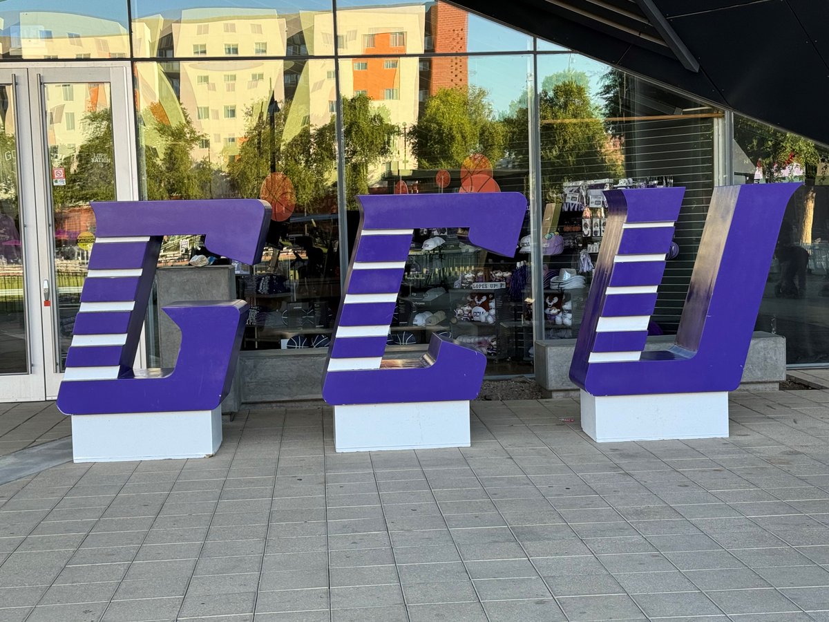 I enjoyed touring Grand Canyon University and seeing firsthand how much the campus has expanded. It was impressive to learn about CityServe’s outreach efforts and the real-time operations center helping to reduce crime along the 27th Avenue Corridor.