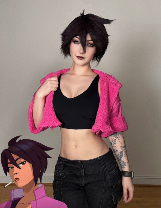 Invisigal cosplay from Dispatch 🤭 https://t.co/Mh5vYBcmaK