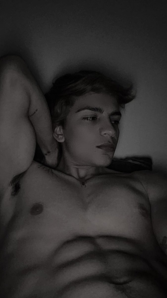 Strangevazq tweet media